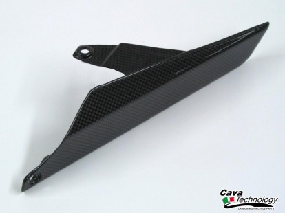 Protezione Superiore 
Catena in carbonio per MV AGUSTA Brutale Dragster 
800